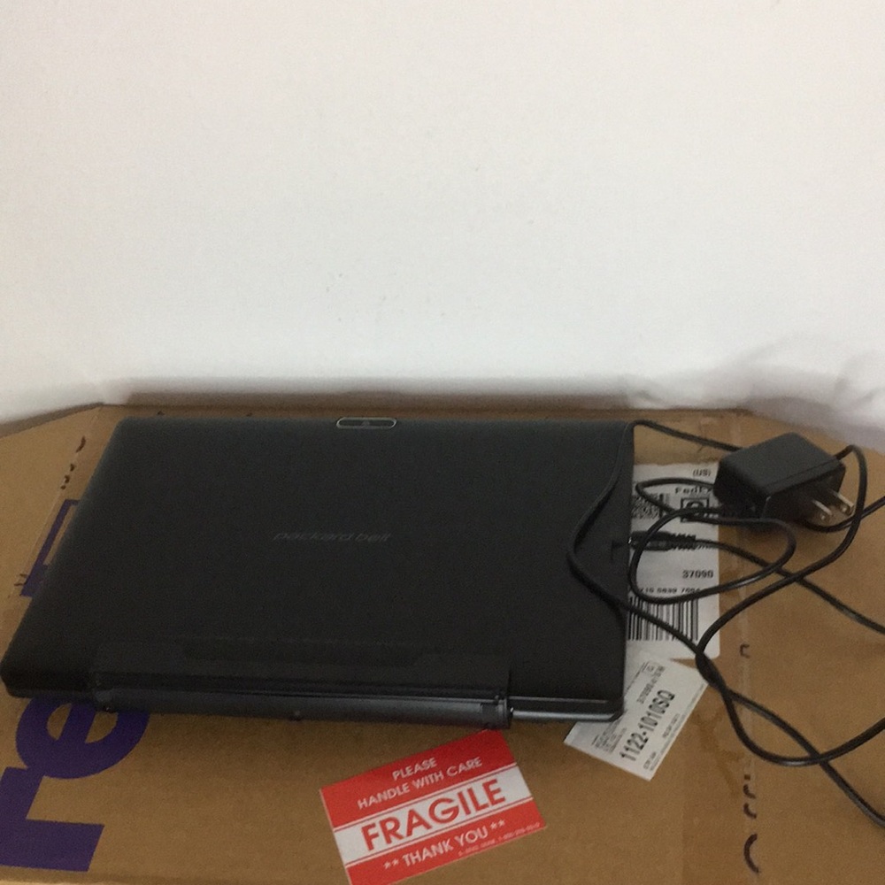 Packard Bell PB1009 Android 2-in1 Tablet Touchscreen 32GB 10” Detach Keyboard